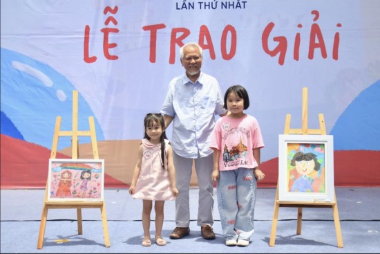 Học sinh mầm non, tiểu học Hà Nội hào hứng Học sinh mầm non, tiểu học Hà Nội hào hứng